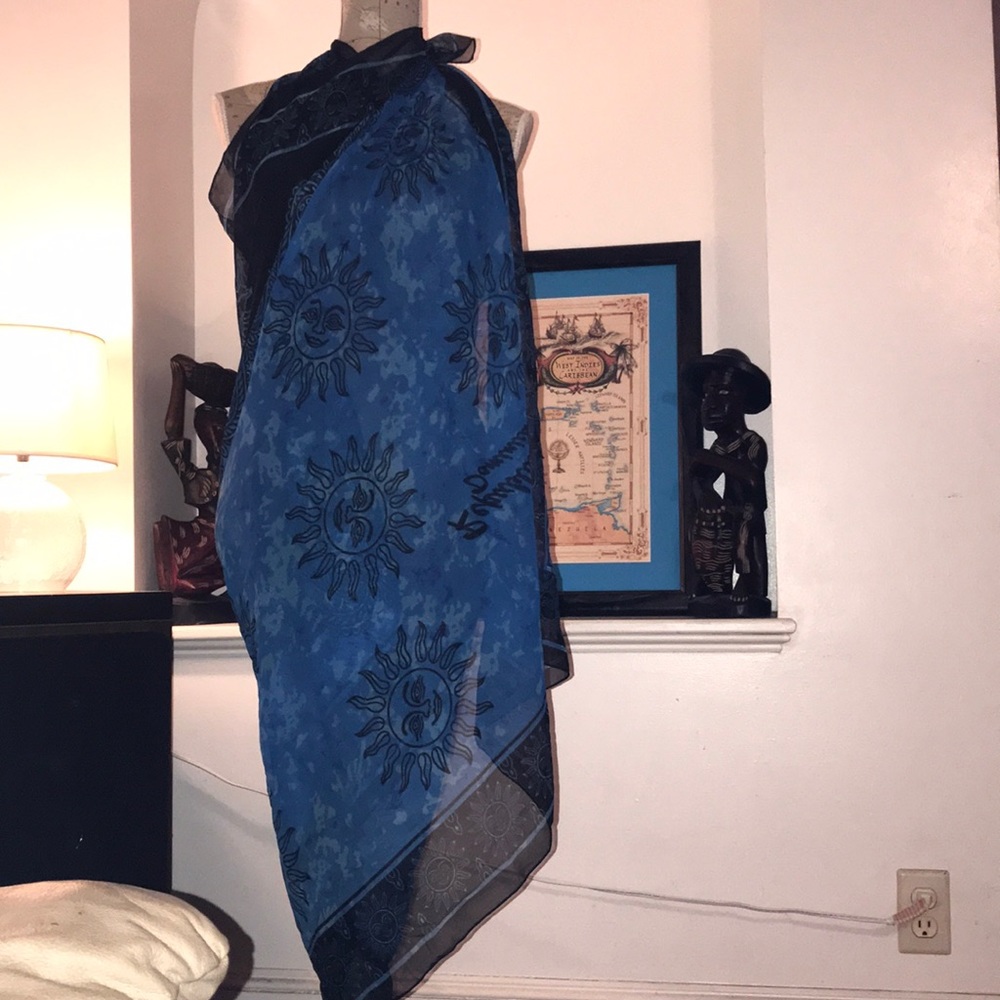 BNWOT Dominican Beach Wrap
